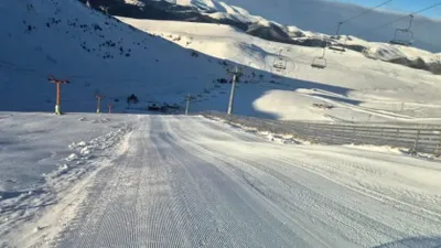 Ninge la Sinaia și în Poiana Brașov: ce instalații funcționează și ce rămâne închis pentru turiști