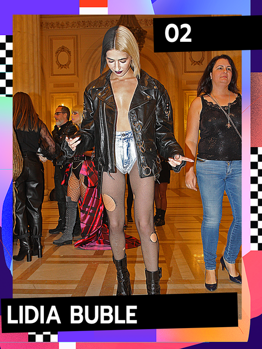 Au arătat tot! Top sexy-vedete în cei mai “obraznici” pantaloni scurți