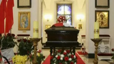 Barack Obama, Angela Merkel si Nicolas Sarcozy nu vor mai participa la funeraliile lui Lech si Maria Kaczynski