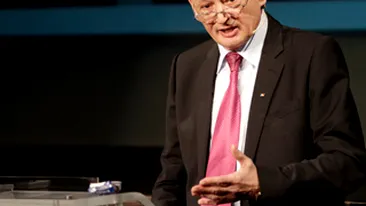 Utilajele de deszapezire si materialele antiderapante, la control! Astazi au demarat actiunile de pregatire a Capitalei pentru iarna