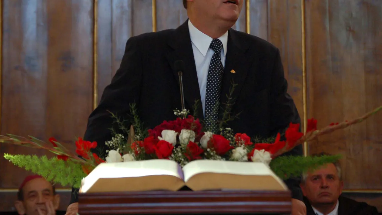 Fosta sotie a lui Laszlo Tokes povesteste ce a patimit alaturi de el, intr-o carte publicata la Budapesta!