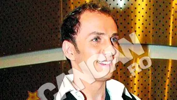 Investeste 300.000 de euro in vila de la malul marii. Traistariu va avea acoperis in forma de scoica, piscina si gradina cu palmieri