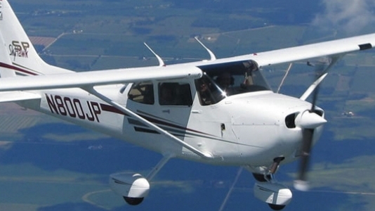 FOTO! Un avion s-a prăbuşit! Toţi pasagerii au murit