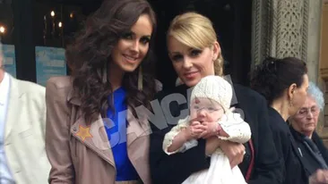 Andreea Raicu este geloasa pe fosta iubita a lui Horia Tecau? Uite ce a facut vedeta TV la botezul fiicei lui Catrinel Sandu