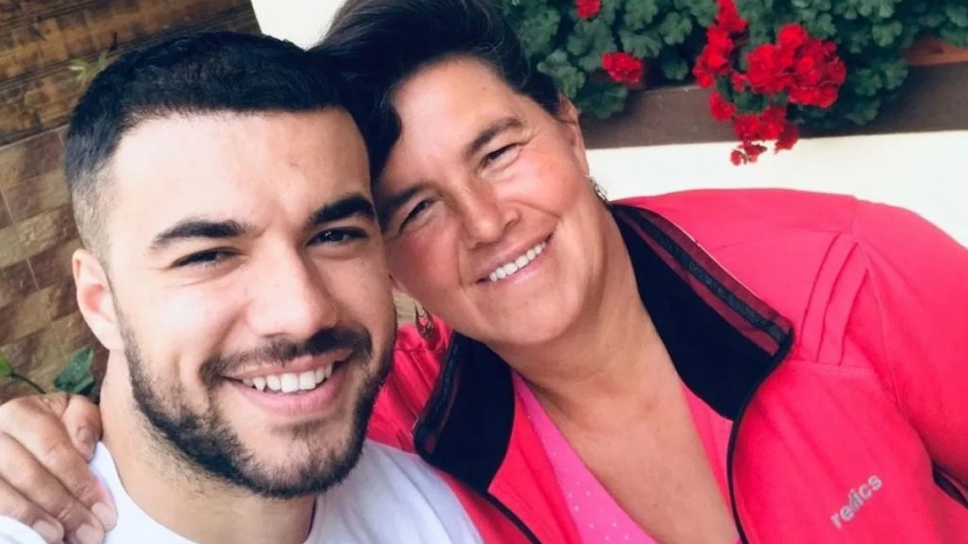 Râzi cu lacrimi! Mama lui Culiță Sterp dă de pământ cu divele operate: „Arată ca un clovn. Sunt toate la fel”