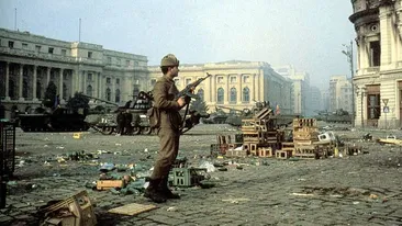 Imagini rare de la Revoluție. Ce s-a întâmplat, de fapt, în decembrie 1989
