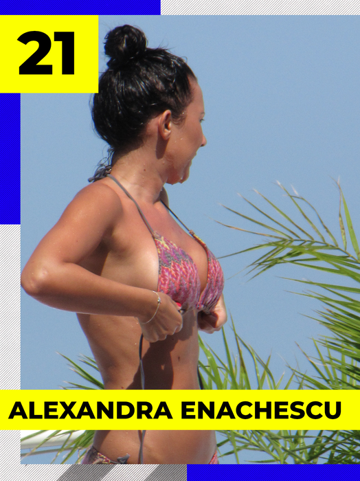 Parada bombelor sexy fără sutien. Divele din România și-au dezgolit nurii pentru bronzul perfect, sub privirile pofticioase ale bărbaților de pe plajă!
