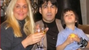 Vica Blochina, “părăsită” și de fiu. Adolescentul s-a mutat în casa tatălui său, Victor Pițurcă