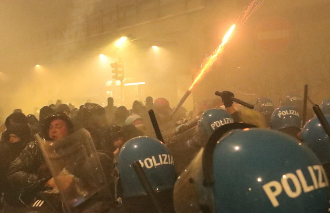 February 7, 2026, Milan, ITALY: Clashes with police during the protest against the Milano Cortina 2026 Winter Olympic Games in Milan, Italy, 07 February 2026.  .ANSA/PAOLO SALMOIRAGO,Image: 1072926628, License: Rights-managed, Restrictions: * Italy Rights Out *, Model Release: no, Credit line: Paolo Salmoirago / Zuma Press / Profimedia