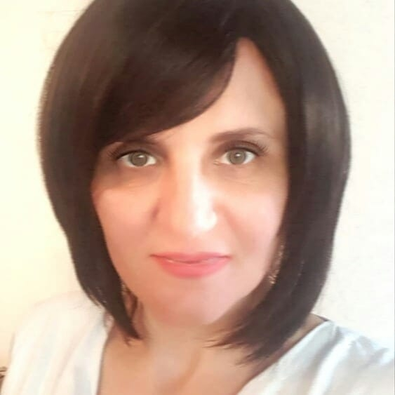 Daniela îi convinge pe românii din afara țării să doneze pentru Spitalul din Craiova
