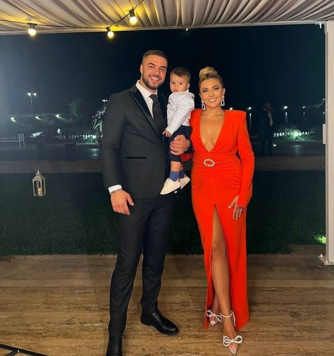 Daniela Iliescu a vorbit despre boala cu care se confruntă de câţiva ani: „Când locuiam în America, am început să mă trezesc cu dureri…”