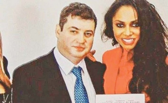 Laurette şi-a împlinit un vis în plin divorţ! Vedeta a ţinut să le împărtăşească tuturor despre ce e vorba