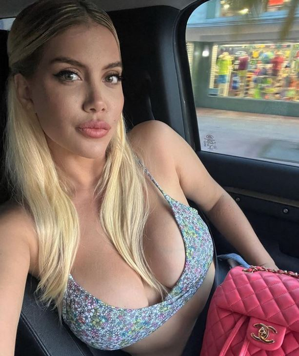 Divorț de răsunet în lumea fotbalului. Sexy-impresara și fotbalistul care îl reprezintă și-au spus adio. „E dureros!” | GALERIE FOTO