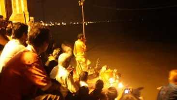 Dana Rogoz: Varanasi este unul dintre cele mai spectaculoase orase ale Indiei si in mod cert unul dintre orasele mele preferate