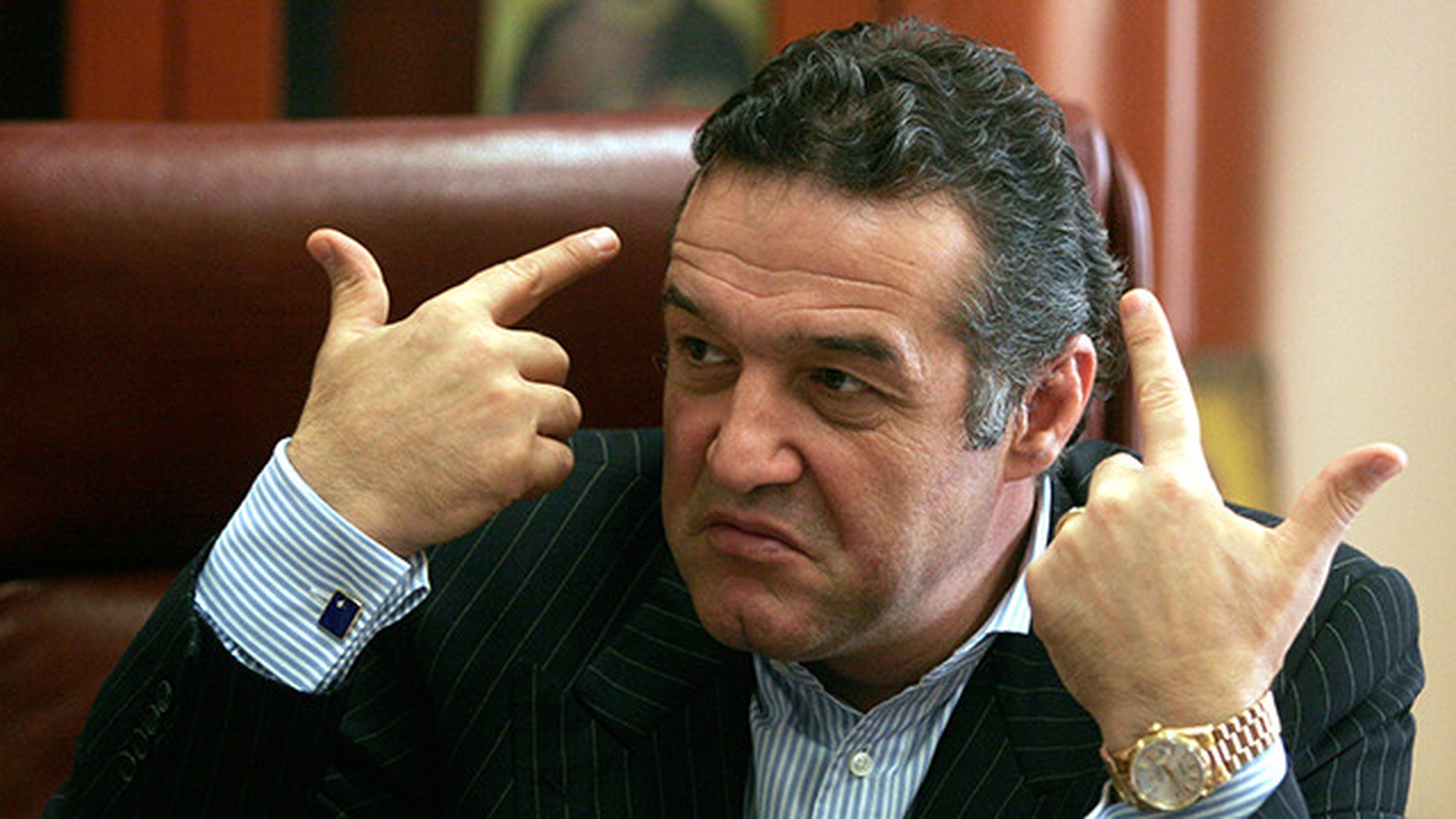 Ipoteza HALUCINANTA: Un politician vrea sa preia Steaua! Gigi Becali nu mai are liniste
