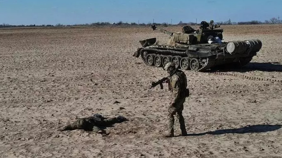 Povestea uluitoare a soldatului rus, care s-a predat cu tot cu tanc. Cum s-a asigurat că nu e o ambuscadă
