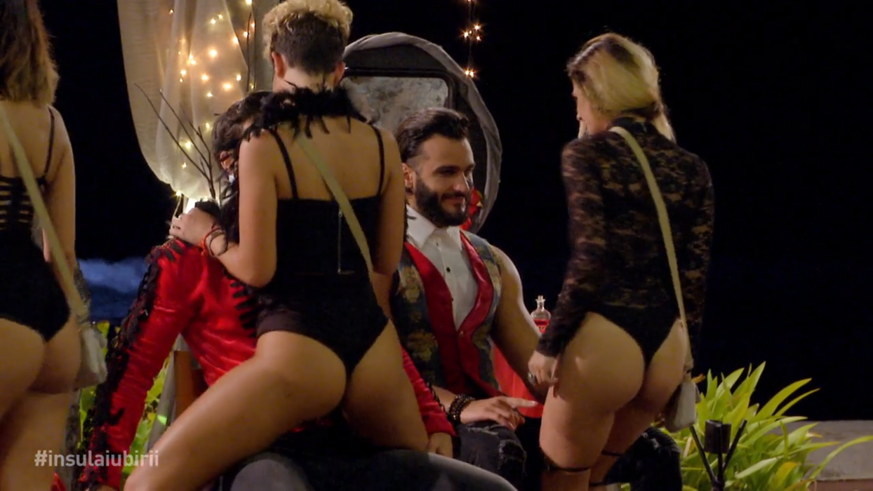 Scene indecente aseară, la Insula Iubirii de la Antena 1. Detaliul erotic observat de telespectatori