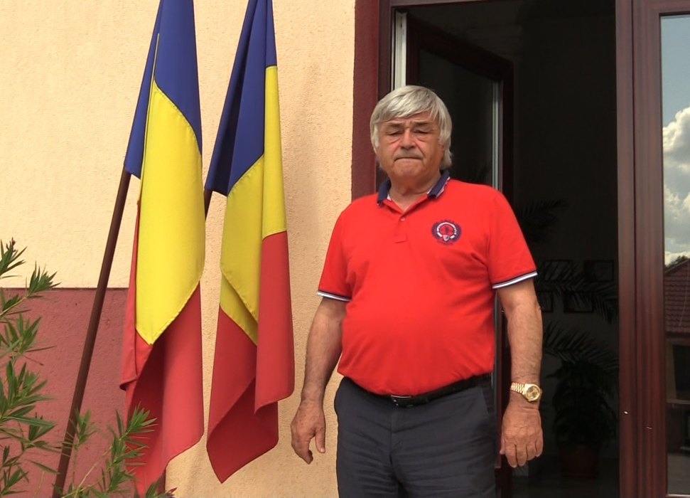Omul de afaceri Dimitrie Muscă susține că trebuie împușcați toți porcii mistreți, pentru a evita un dezastru