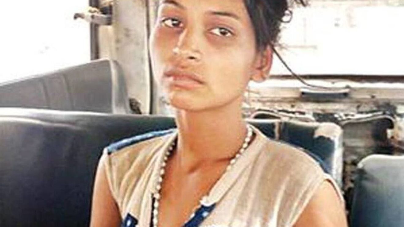 Cine este, de fapt, cerșetoarea din imagine. A fost o actriță cunoscută, dar acum trăiește din mila oamenilor