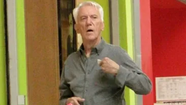 Profesorul vedetelor, la shopping cu listuta