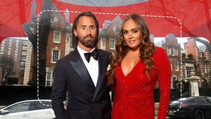 Fiica fostului șef al Formulei 1 este devastată! Ce a aflat despre soțul ei, după ce doi români au prăduit-o de 25 de milioane £. Hoții vizau și casele lui Kate Moss și Eric Clapton