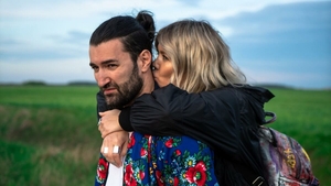 Momentul pe care Smiley l-ar vrea uitat. Vedeta PRO TV a pățit-o chiar pe scenă, iar părinții l-au filmat