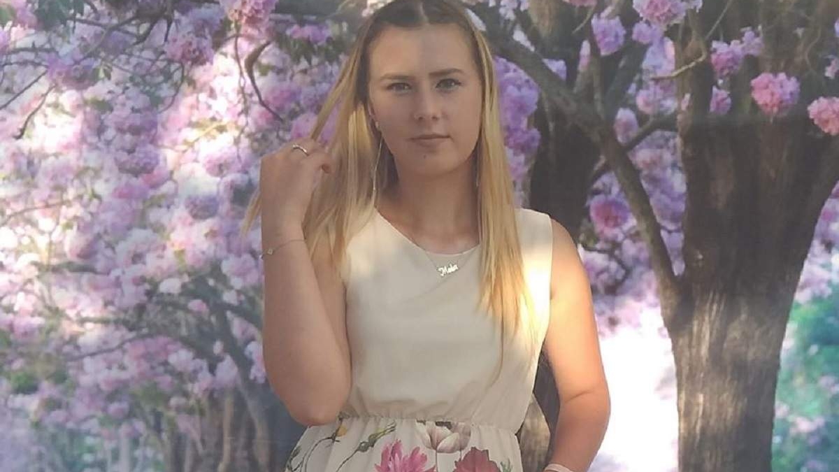 O tânără de 19 ani din Argeș a murit după ce a băut un energizant. Adolescenta fusese la petrecerea de Ziua Femeii