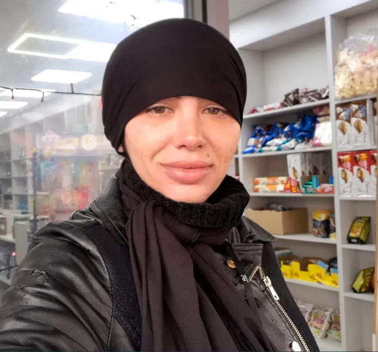Alina Eriko, primele declarații despre viața din Birmingham: „Cerșesc de opt ani la aceleași magazine”