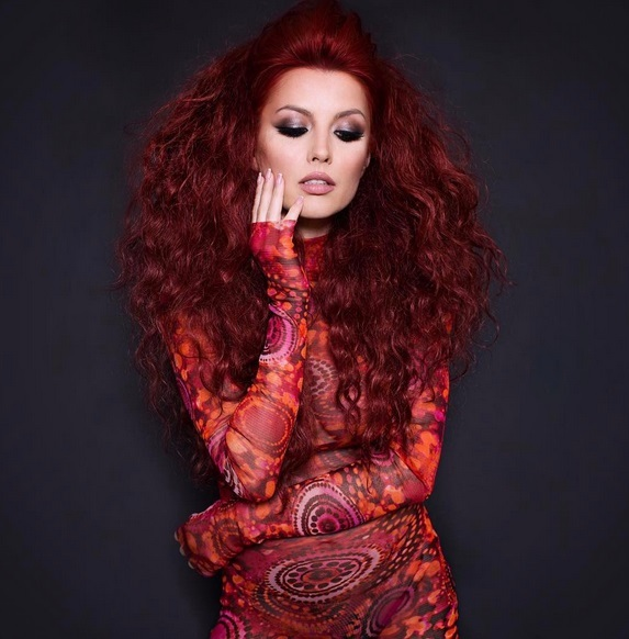 Elena Gheorghe e gravidă! Prima imagine cu burtica