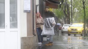 Imaginile spun tot! I-am filmat pe Andreea Bălan & soţul ei înainte de botez!