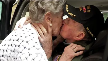 VIDEO emoționant. Un soldat american și o franțuzoaică s-au reîntâlnit după 75 de ani, de când au trăit prima dragoste, pe vremea celui de-al Doilea Război Mondial
