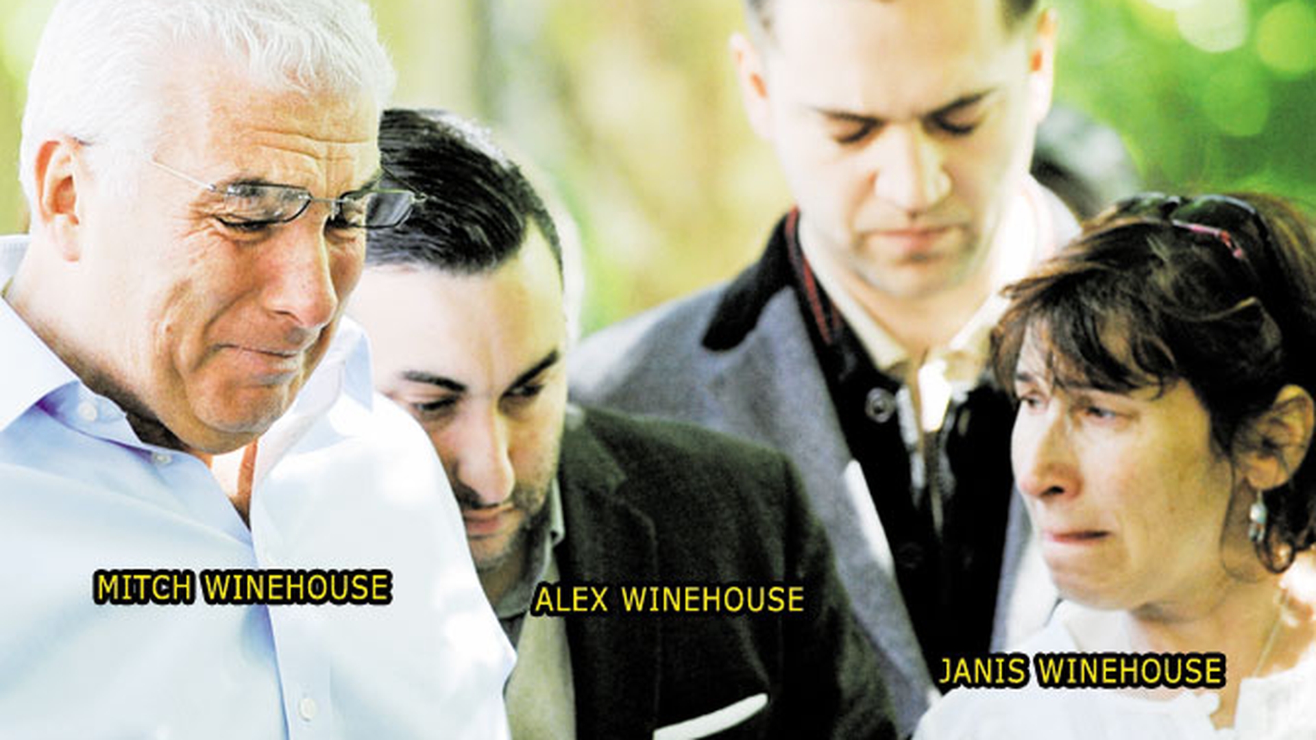 Amy Winehouse le-a lasat 12 milioane de euro parintilor si fratelui
