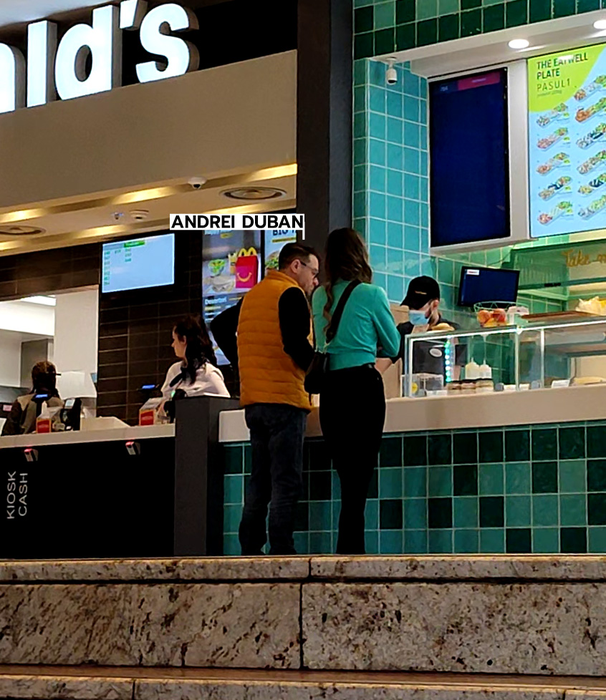 Andrei Duban și Grațiela comandă la fast food (Foto: CANCAN.RO)