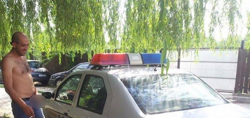 Gabriel Vânachi a urinat pe mașina poliției și a pus dovada pe Facebook