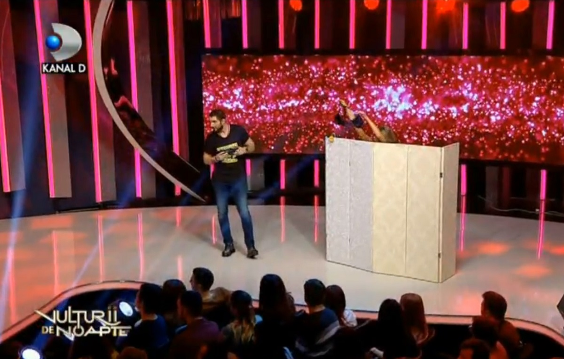 Anna Lesko a rămas fără sutien la Kanal D! Cum a reacționat Victor Slav