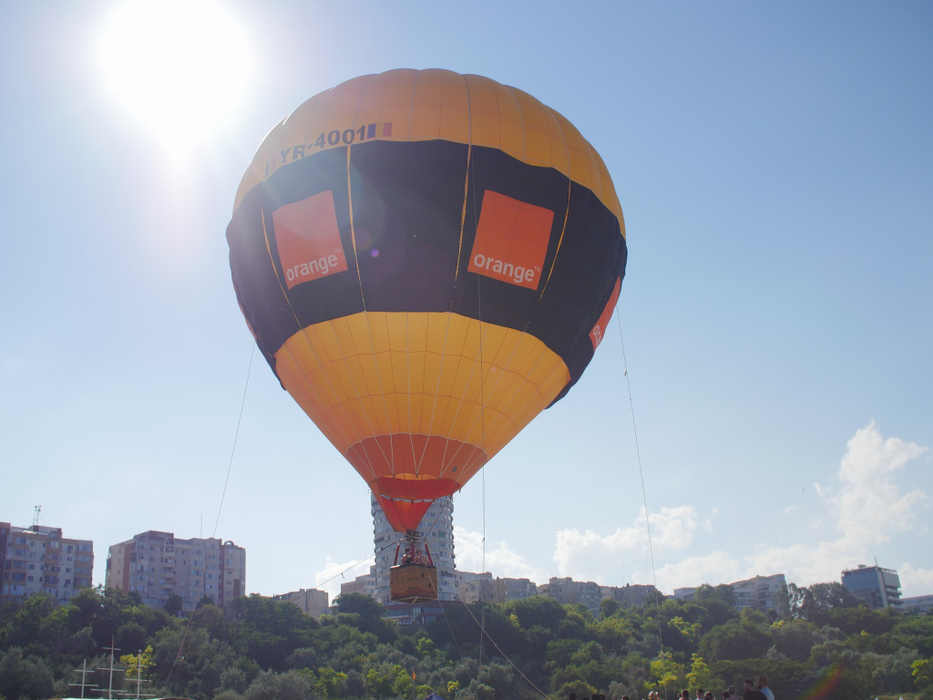 CANCAN.ro transmite cele mai tari momente. IMAGINI LIVE. Zeci de mii de oameni la NEVERSEA, cel mai mare festival de pe litoral