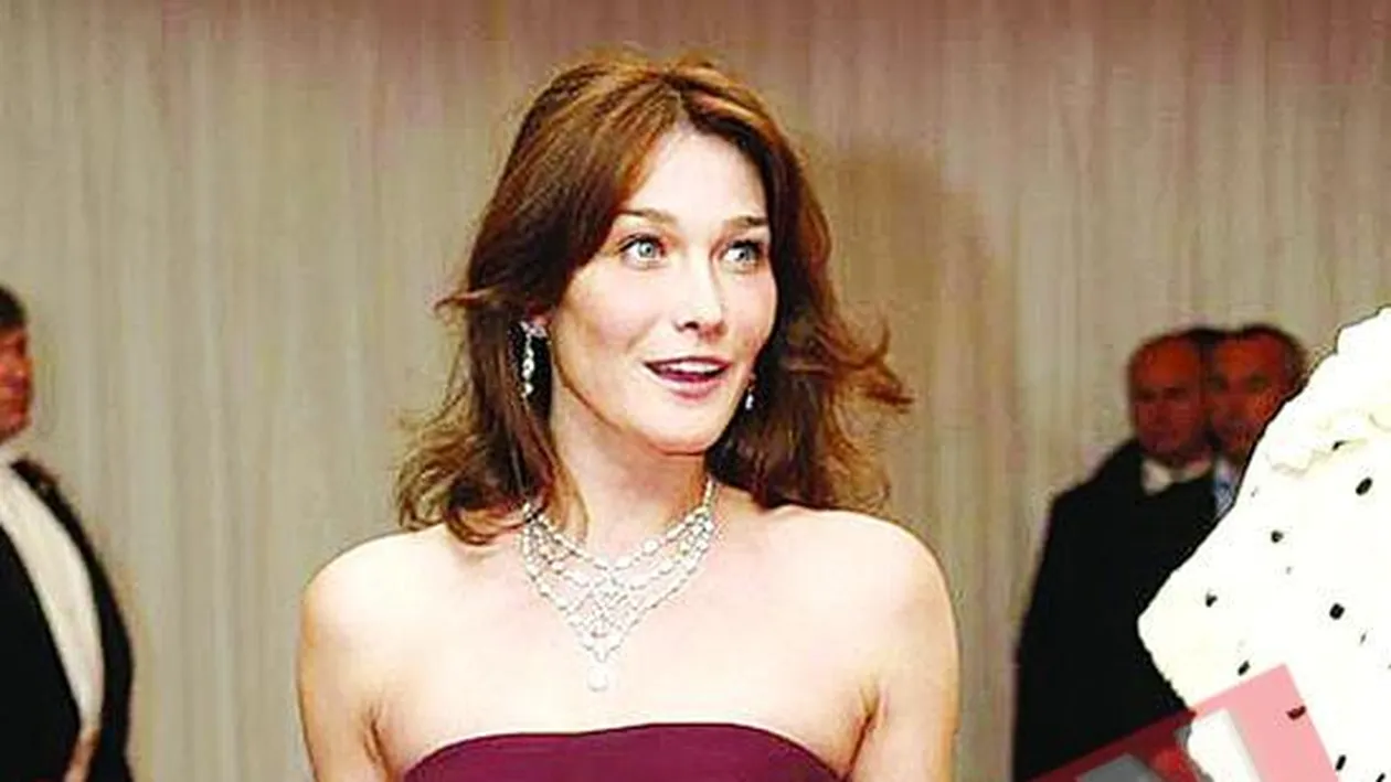 Carla Bruni canta despre 30 de amanti