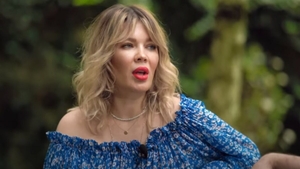 Gina Pistol s-a luat cu mâinile de cap, după ce a văzut cum arată Inna. „Mă duc să bag o gură de apă”