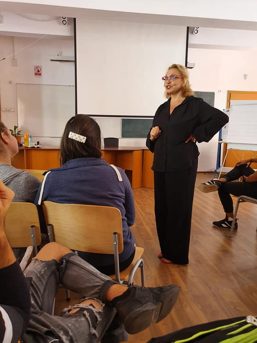Mihaela Tatu a divorţat de soţul ei. Motivul a fost incredibil: „L-am întrebat dacă poate spune „te iubesc”, nu a putut, așa că am ales să mergem mai departe”