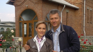 Gabi Firea si Florin Pandele pastreaza traditia. S-au dus duminica la manastire