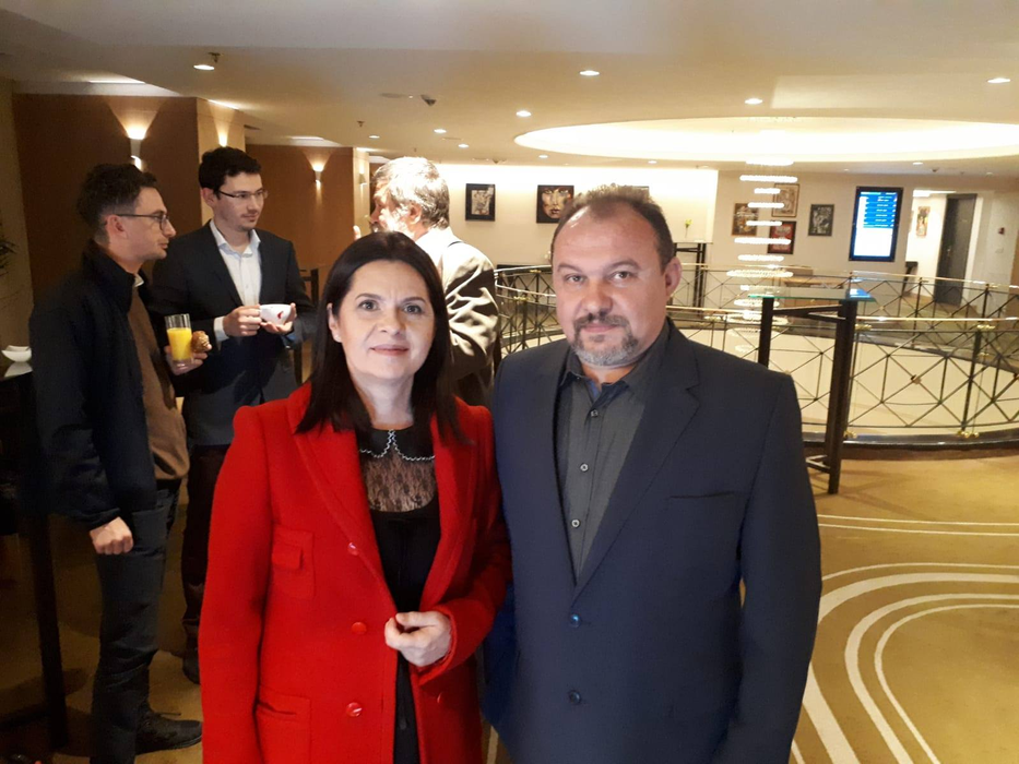 Deputata Adriana Săftoiu a fost mușcată de un câine: “Sângeram din greu. Am oprit o mașină”. A mers de urgență la Institutul Balș, iar un medic i-a dat o veste teribilă