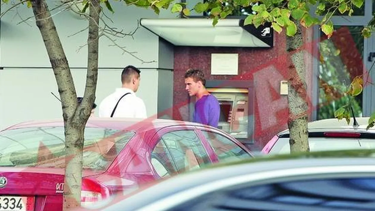 Mitea trage cu ochiul la femeile de pe strada