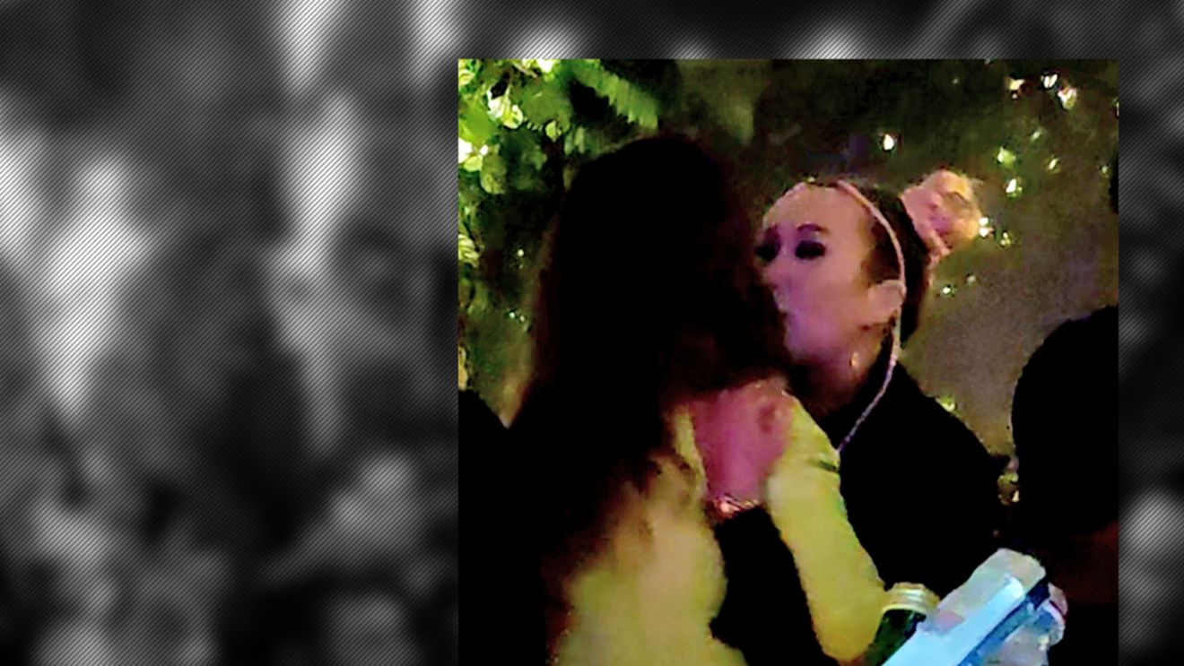 Xonia a ”combinat” o tenismenă celebră! Artista și sportiva n-au ținut cont că sunt în public! S-au atins, s-au mângâiat și au…