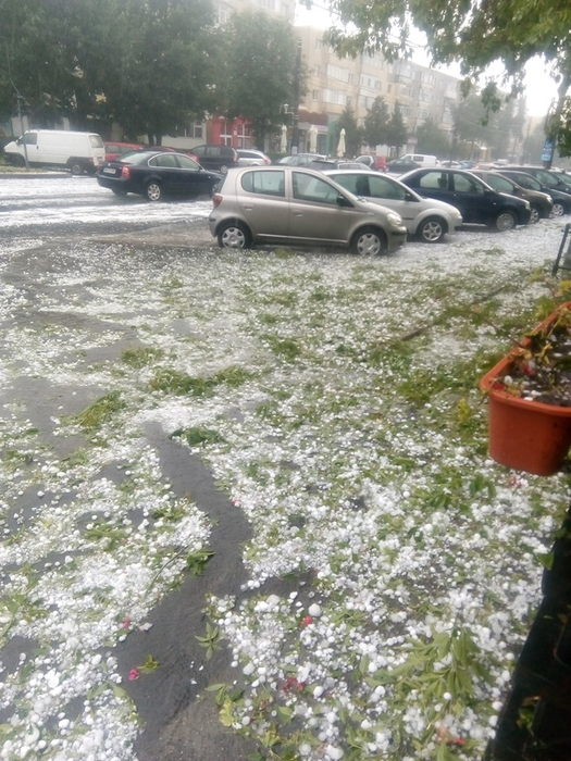Potop în România! Imagini apocaliptice în marile orașe din țara noastră, în urma haosului meteorologic