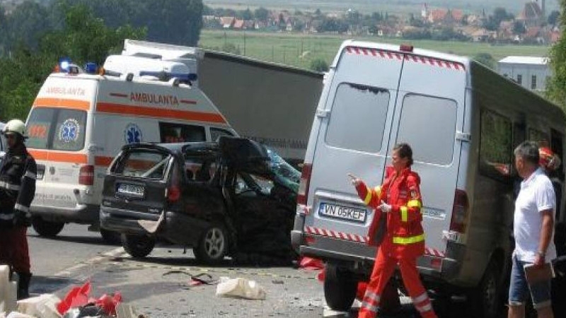 Doi morți și patru răniți în urma unui accident în județul Vrancea