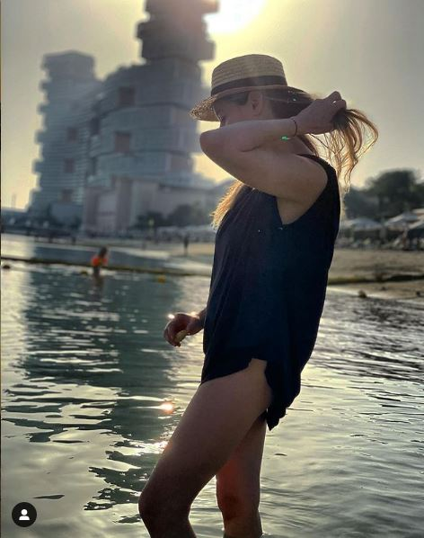 Laura Cosoi, atac din Dubai la vedetele ”retușate”: ”Ai îmbătrânit? Și ce dacă?”