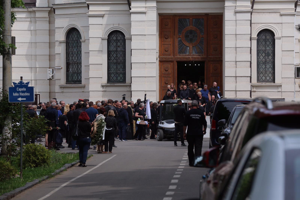 Vedetele din România își iau adio azi de la Alex Faur, cel mai excentric tânăr milionar