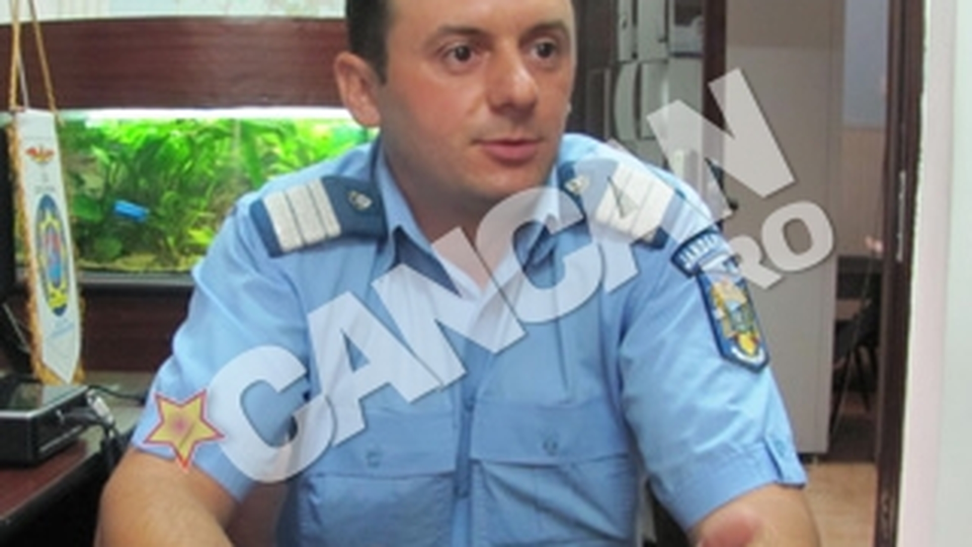 Un jandarm a gasit doua portofele doldora de bani! Pe amandoua le-a restituit proprietarilor