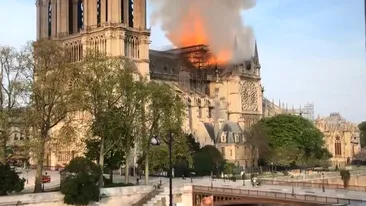 Autoritățile franceze anchetează posibile fapte de neglijență în cazul incendiului de la Notre Dame