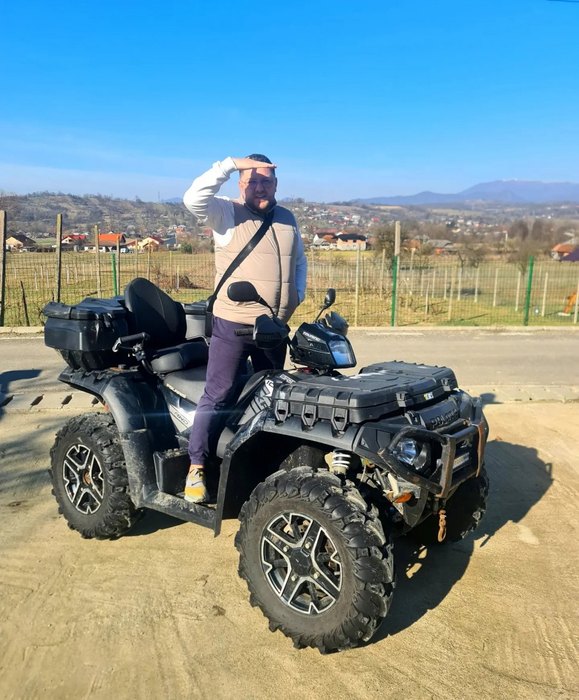 A murit Gabi Stângău, un celebru violonist din Maramureș, într-un accident de ATV. Cântase cu Andra Măruță, cu puțin timp înainte de tragedie